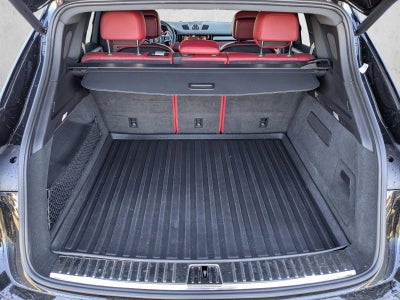 2023 Porsche Cayenne Platinum Edition AWD