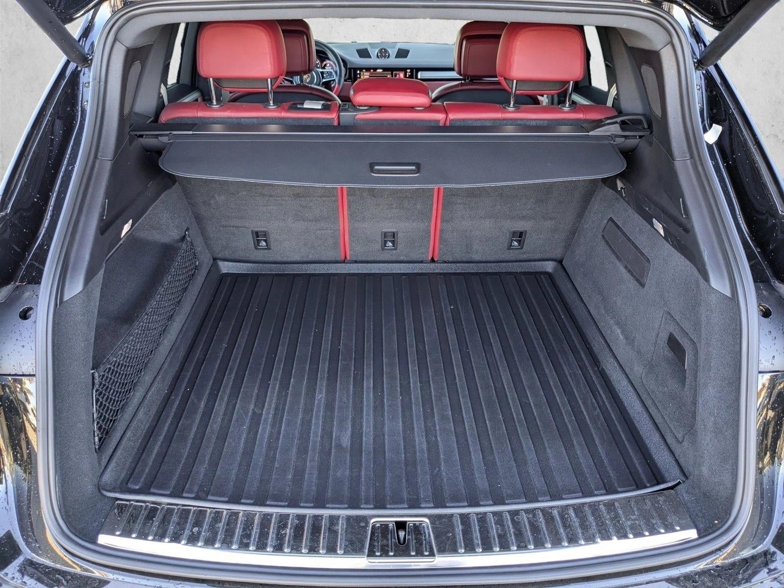 2023 Porsche Cayenne Platinum Edition AWD