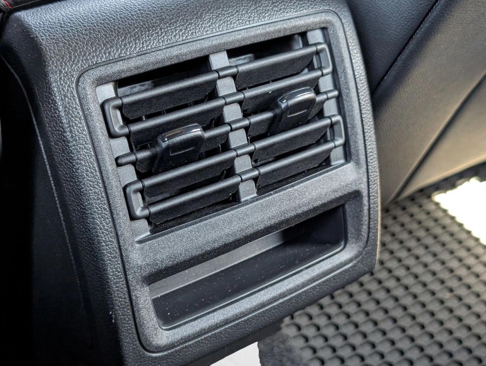 2022 Volkswagen Golf GTI 2.0T SE DSG