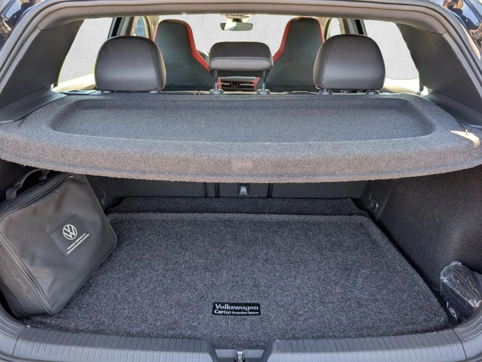 2022 Volkswagen Golf GTI 2.0T SE DSG