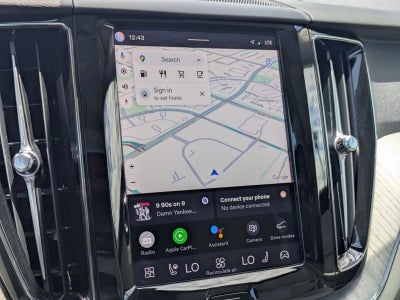2025 Volvo XC60 B5 AWD Plus