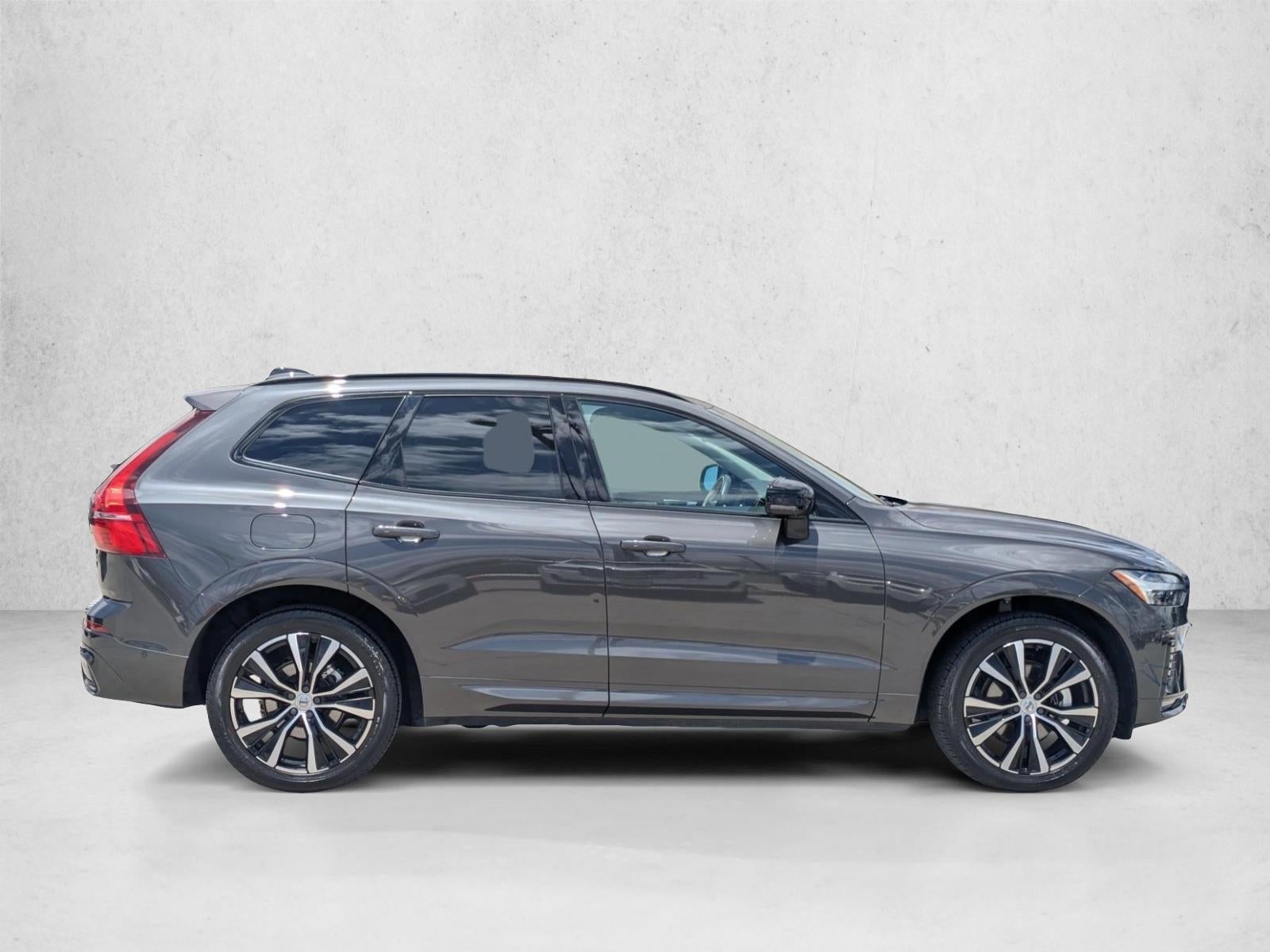 2025 Volvo XC60 B5 AWD Plus