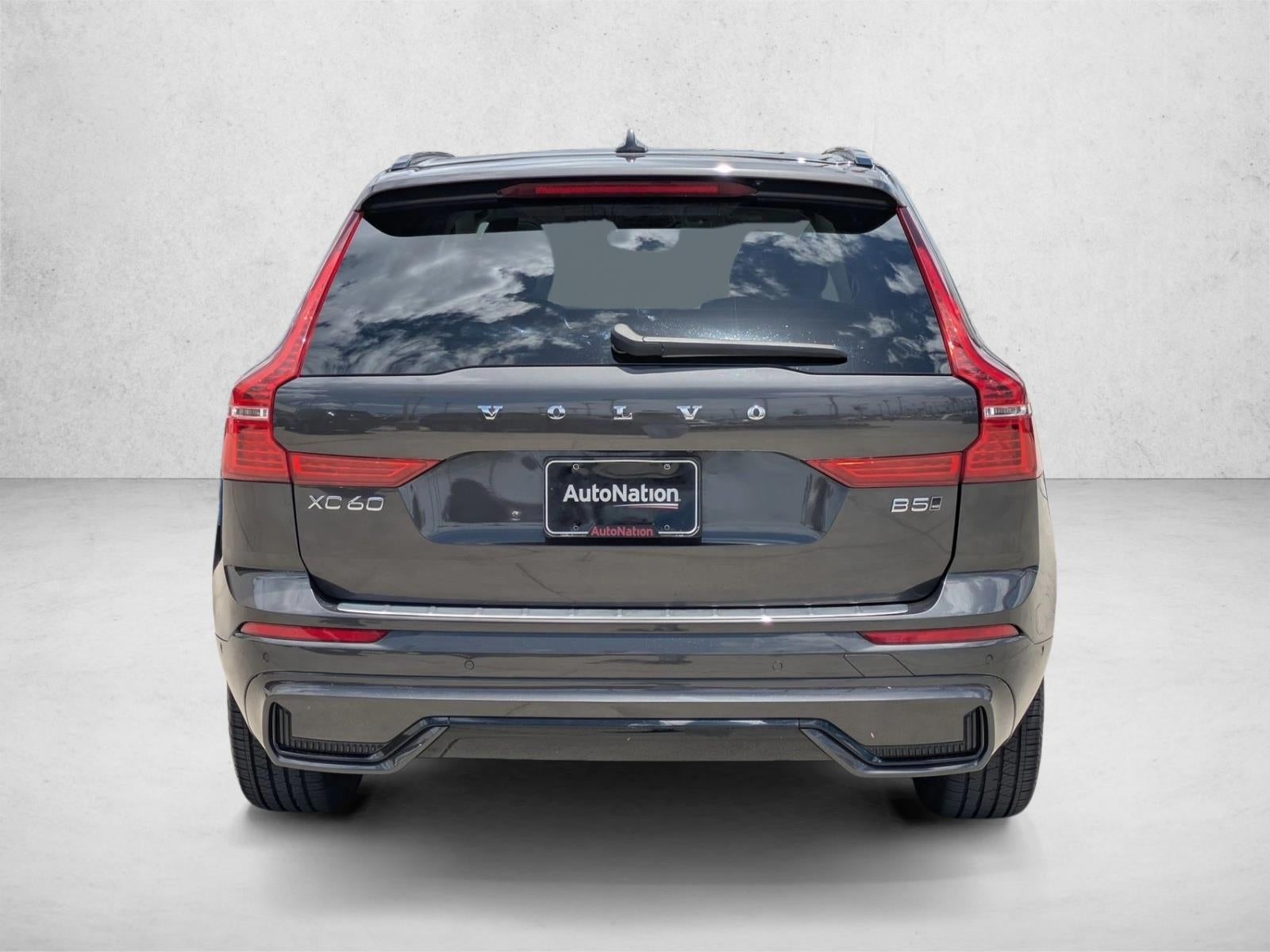 2025 Volvo XC60 B5 AWD Plus