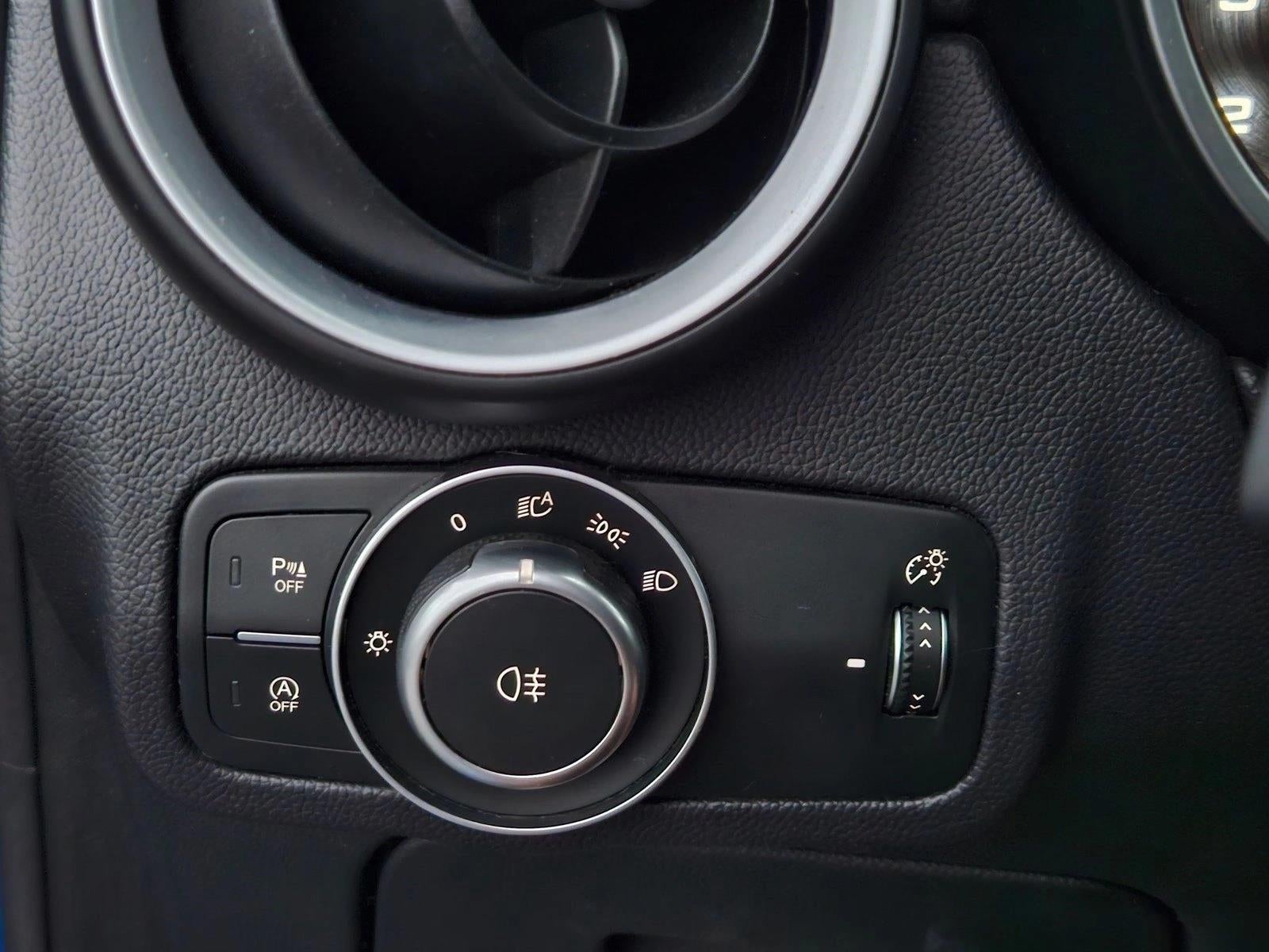 2019 Alfa Romeo Stelvio RWD