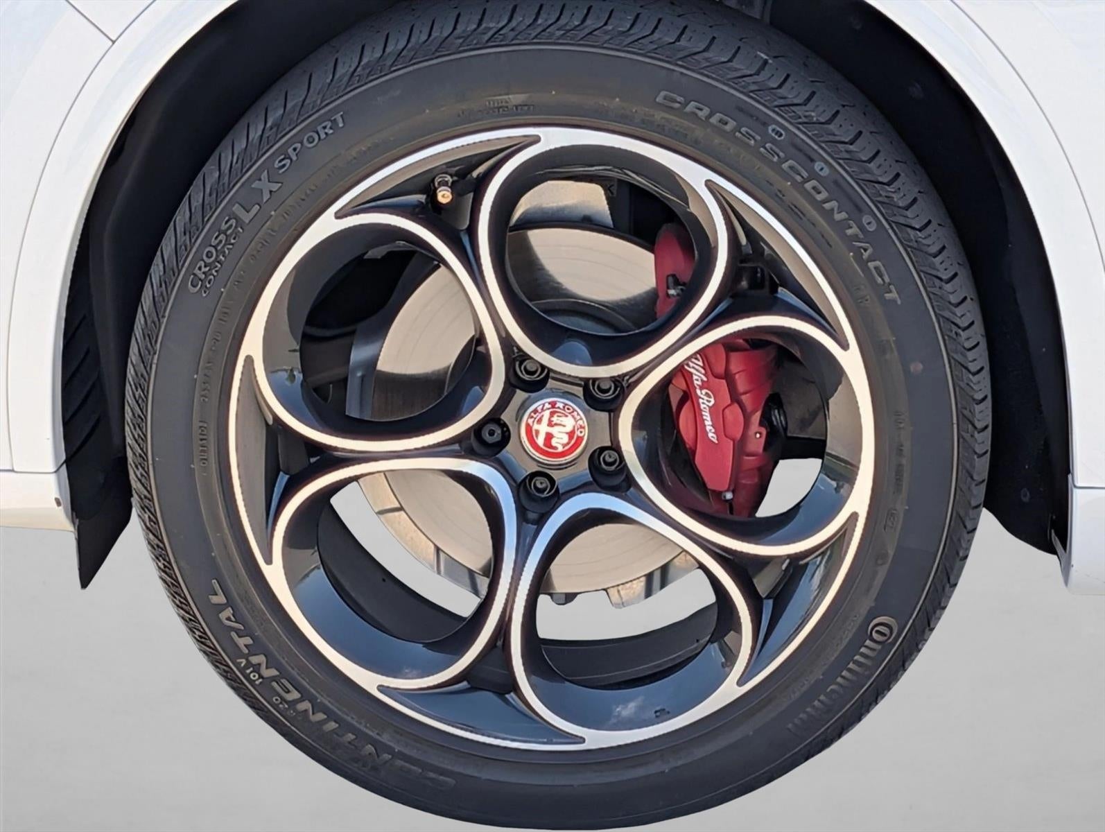 2022 Alfa Romeo Stelvio Veloce AWD