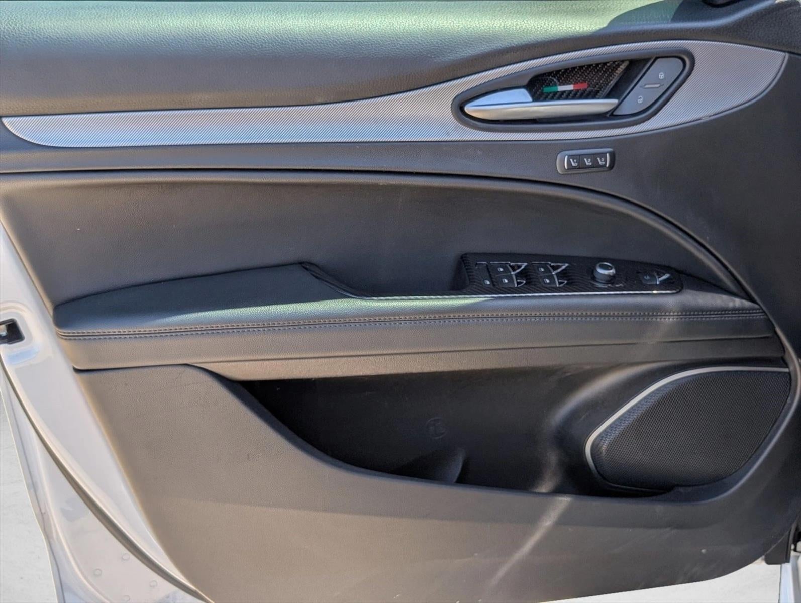 2022 Alfa Romeo Stelvio Veloce AWD