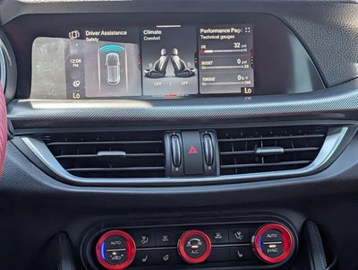 2022 Alfa Romeo Stelvio Veloce AWD