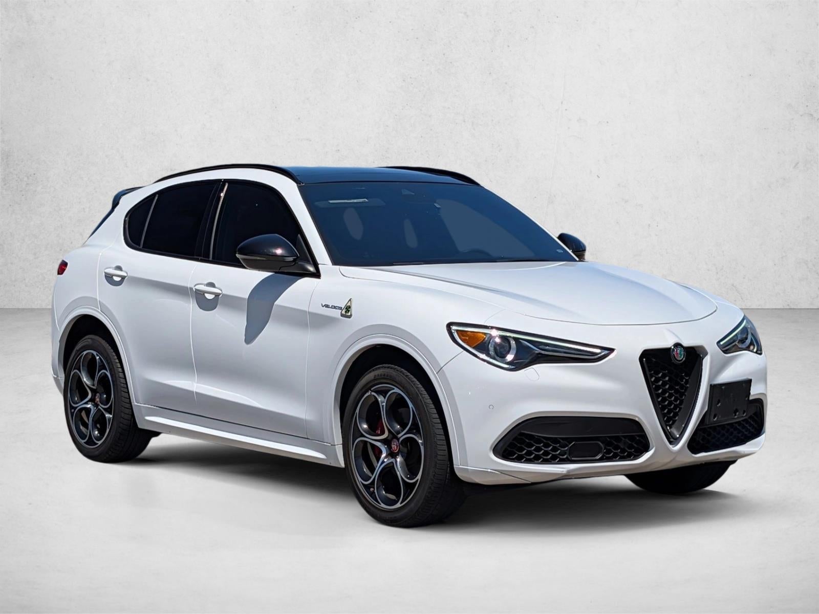 2022 Alfa Romeo Stelvio Veloce AWD