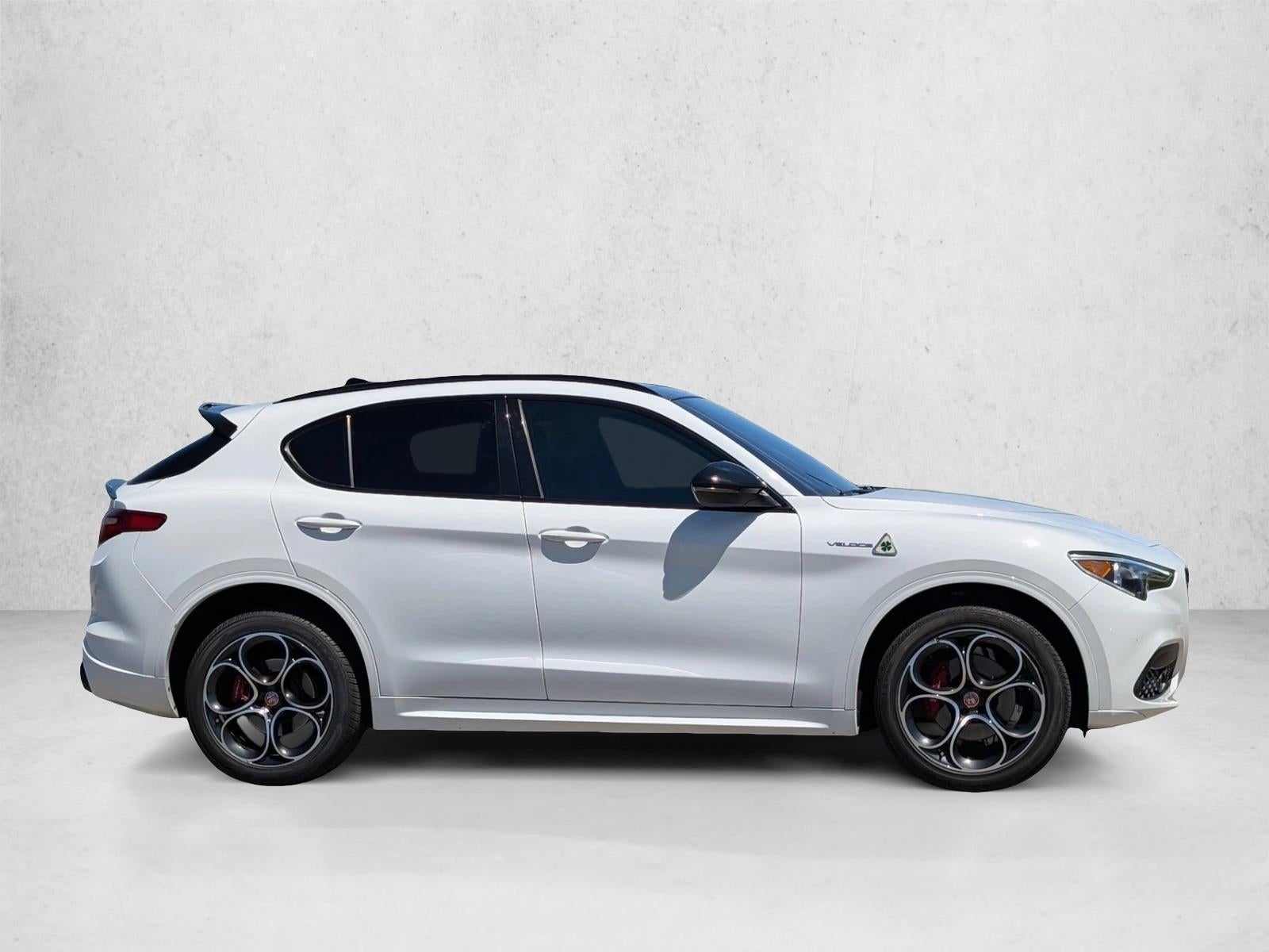 2022 Alfa Romeo Stelvio Veloce AWD