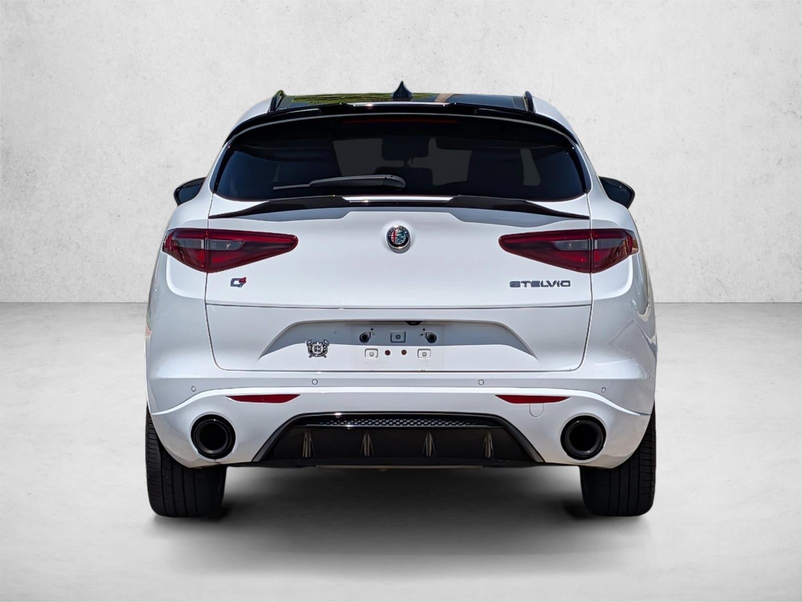 2022 Alfa Romeo Stelvio Veloce AWD